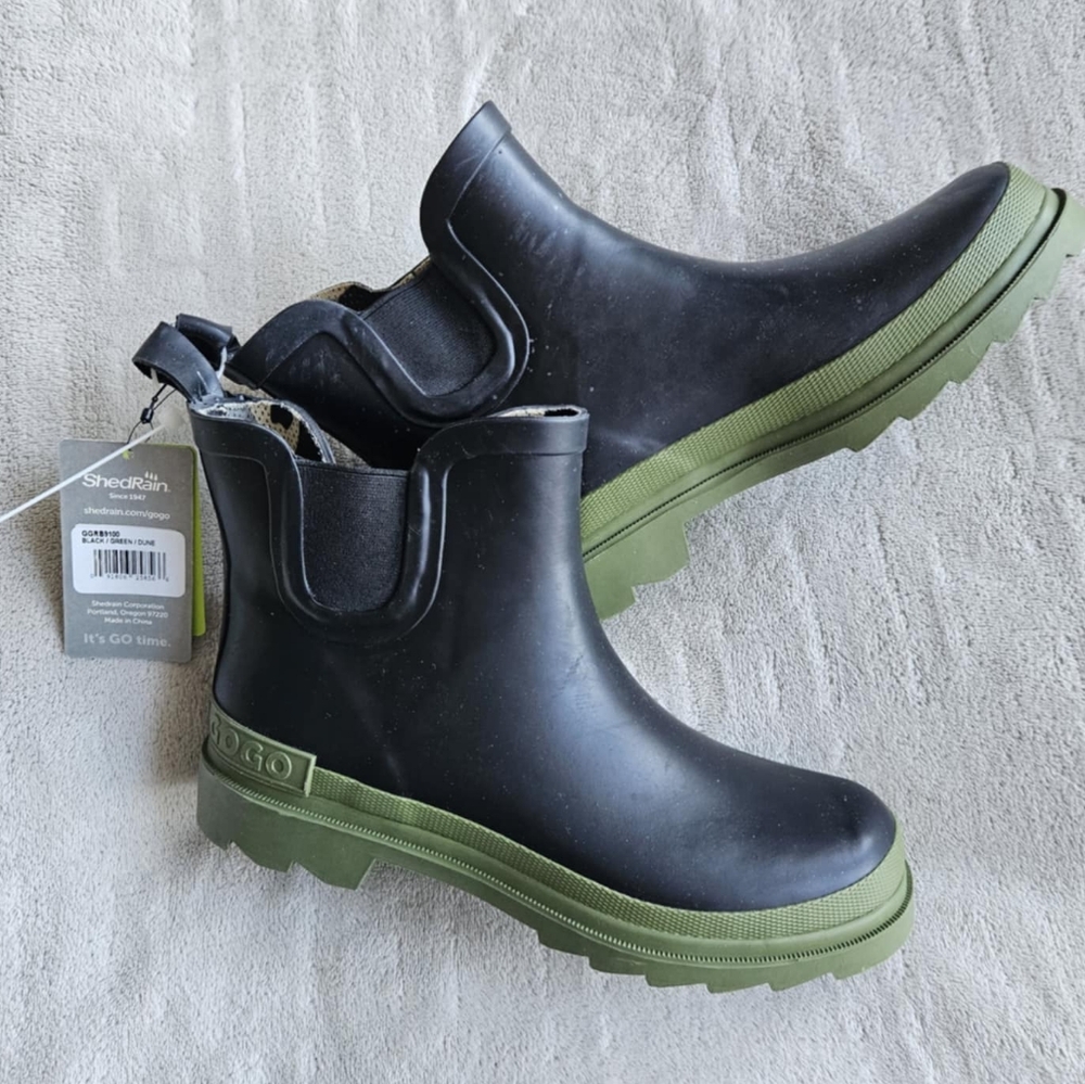 GOGO Shed Rain Rubber Rain Boots in Black and Green sz 7